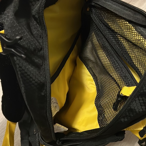 Reebok Hiking backpack SELLING INDIVIDUALLY - Picture 5 of 5